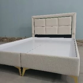 spalny krowat