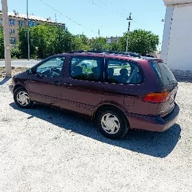 Toyota Sienna 2000