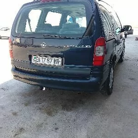 Opel Sintra 1999