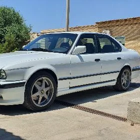 BMW 525 1992