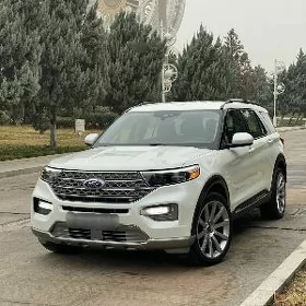 Ford Explorer 2022