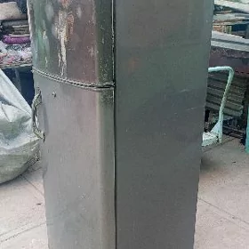 LG holodilnik iki kamera