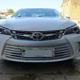 Toyota Camry 2015
