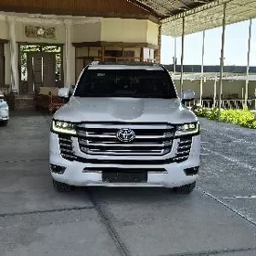 Toyota Land Cruiser 2024