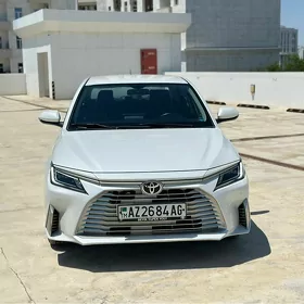 Toyota Yaris 2024