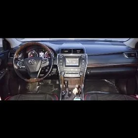 Toyota Camry 2017