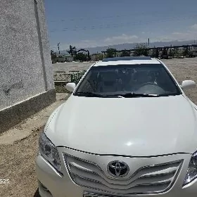 Toyota Camry 2011