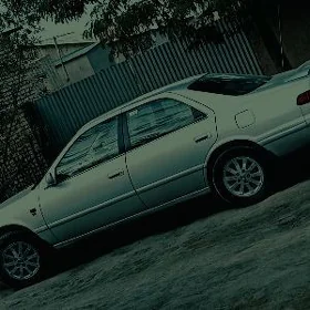 Toyota Camry 2001