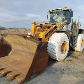 Liebherr L-series 2011