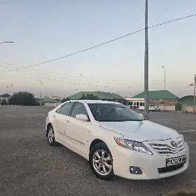 Toyota Camry 2010