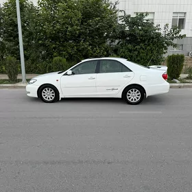 Toyota Camry 2005