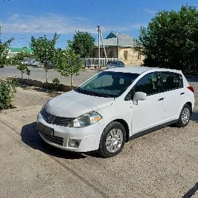 Nissan Versa 2010