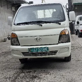 Hyundai H100 2013