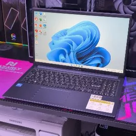 ASUS CORE i3-12+512Gb SSD!