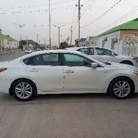 Nissan Altima 2013