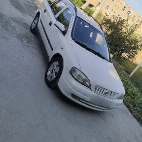 Opel Astra 2002