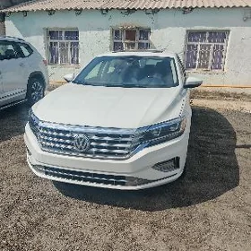 Volkswagen Passat 2021