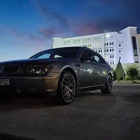 BMW 745 2003