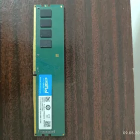 Оперативка  Crucial 8gb ddr 4