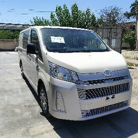 Toyota Hiace 2023