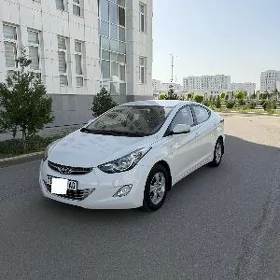 Hyundai Elantra 2012