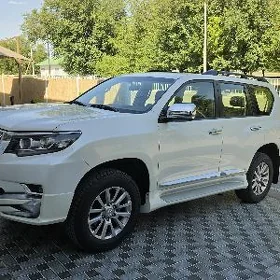 Toyota Land Cruiser Prado 2023