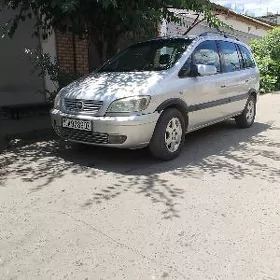 Opel Zafira 2000