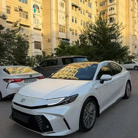 Toyota Camry 2026