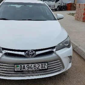 Toyota Camry 2017