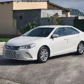 Toyota Camry 2016