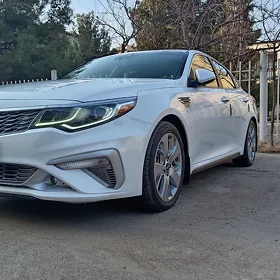 Kia Optima 2020