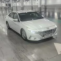 Hyundai Elantra 2021