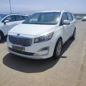Kia Sedona 2020