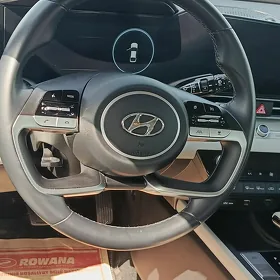 Hyundai Elantra 2021