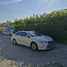 Toyota Camry 2016