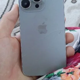 iPhone 15pro x dan owrlen