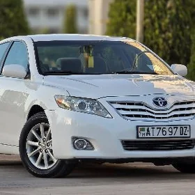 Toyota Camry 2011