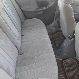 Toyota Corona 1997