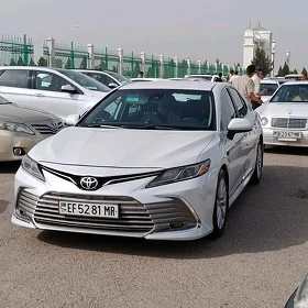 Toyota Camry 2020