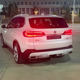 BMW X5 2023