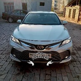 Toyota Camry 2023