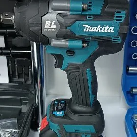 Makita boltawyort