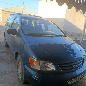 Toyota Sienna 2002