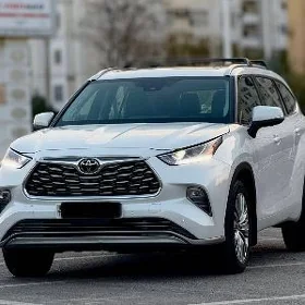 Toyota Highlander 2023