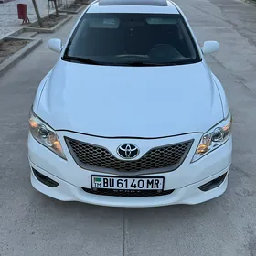 Toyota Camry 2010