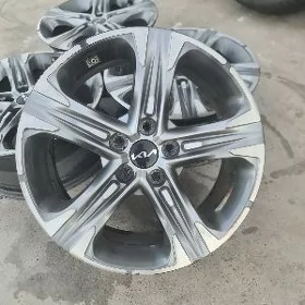 KIA K5 R18