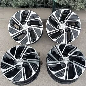 Hyundai Disga 16lik