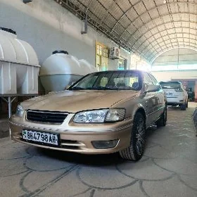 Toyota Camry 2000