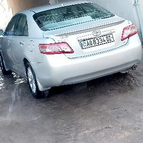 Toyota Camry 2011