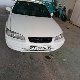 Toyota Camry 1997